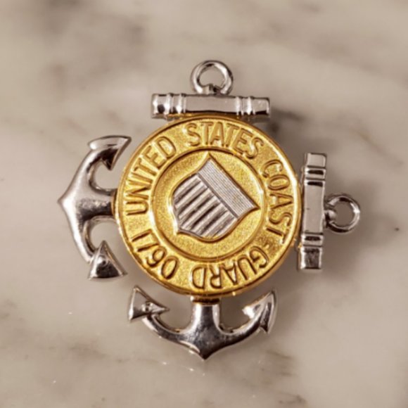 Vintage Other - United States Coast Guard 1790 Pin